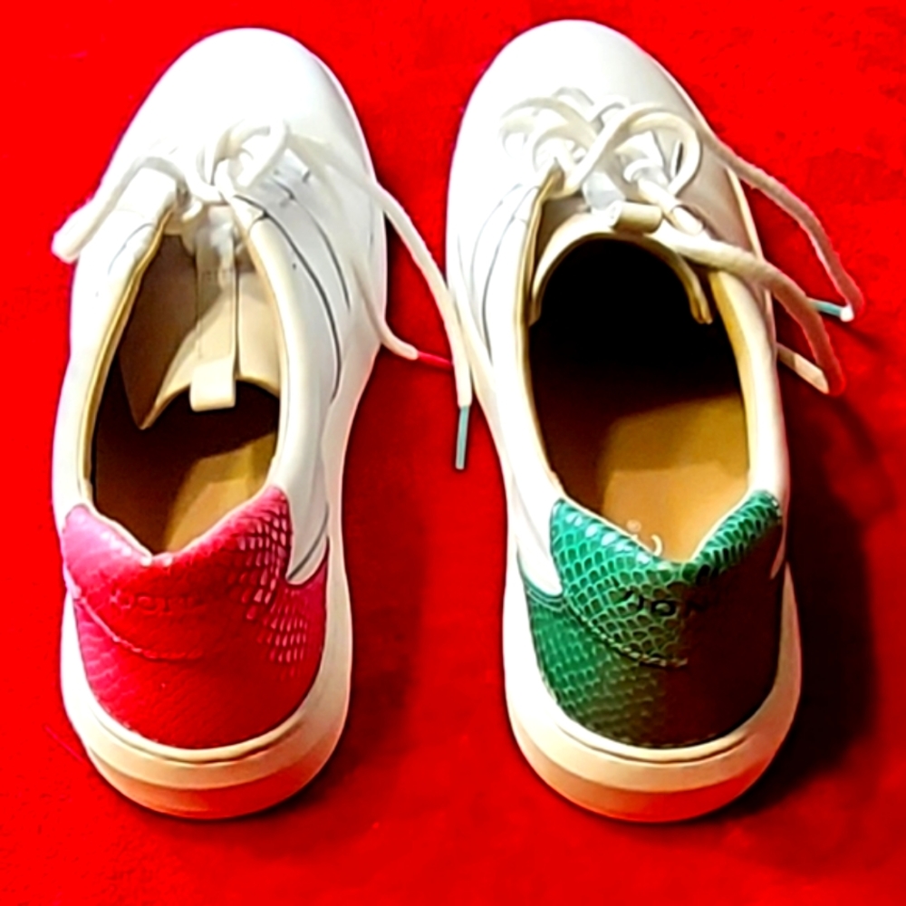 Vionic sneakers 👟 - Picture 3 of 7